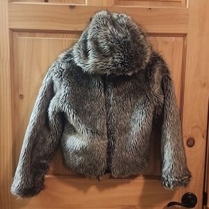 Faux fur coat/jacket